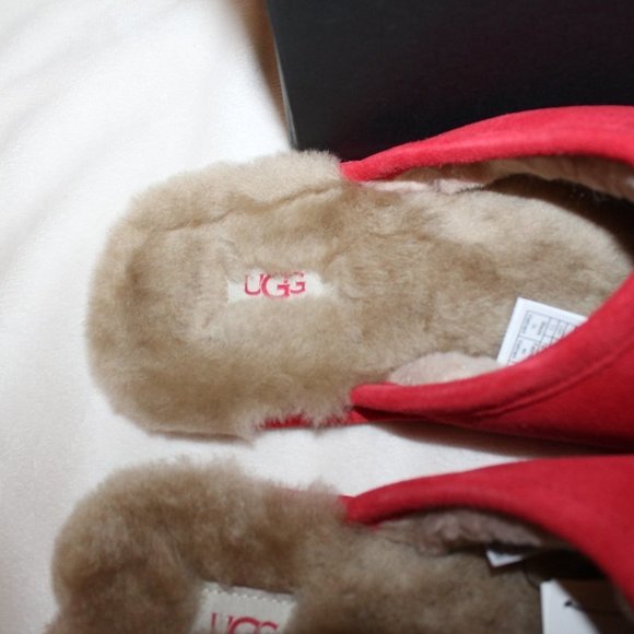 NIB UGG MEN'S SUEDE SHEARLING SCUFF SLIP ON SLIPPERS RED - Picture 4 of 7